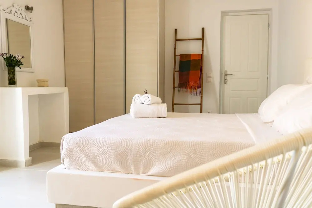 Ortus White Mykonian Luxury Villa