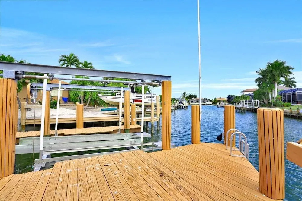 Shalimar Waterfront Pool Home
