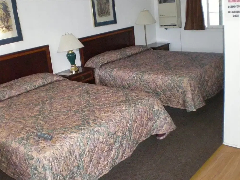 Quail Run Motor Inn