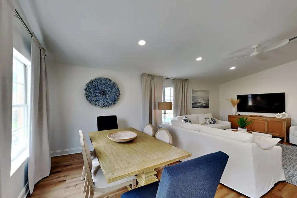 Seaspray by Southern Vacation Rentals
