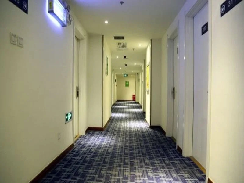 7 Days Premium· Changchun Renmin Street Pingquan Road