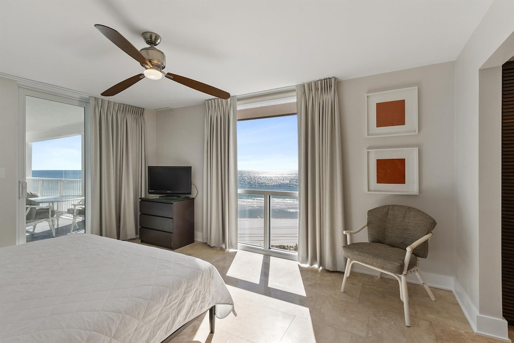 Shoreline Towers 2056 3 Bedroom Condo