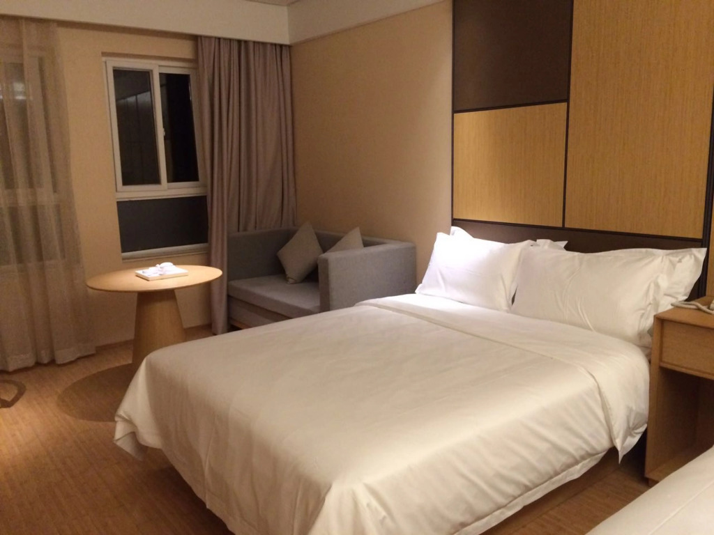 Ji Hotel (Xi'an Giant Wild Goose Pagoda East Xiaoz