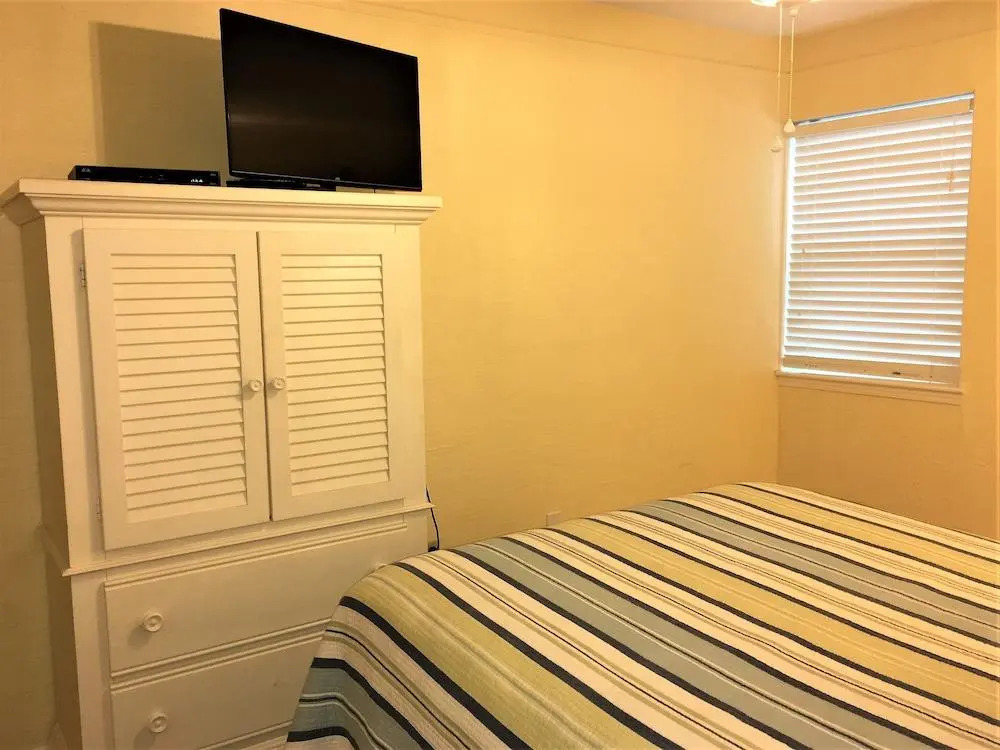 Sea Breeze 119 by Bender Vacation Rentals