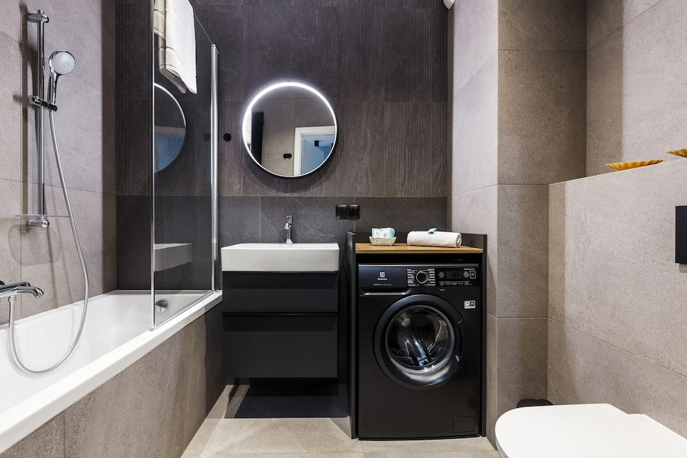 Scala Apartments by HappyStay