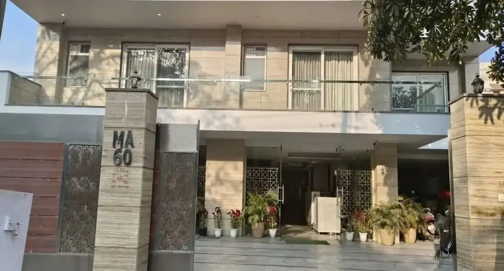 Haris Court Hotels & Banquets DLF Phase3