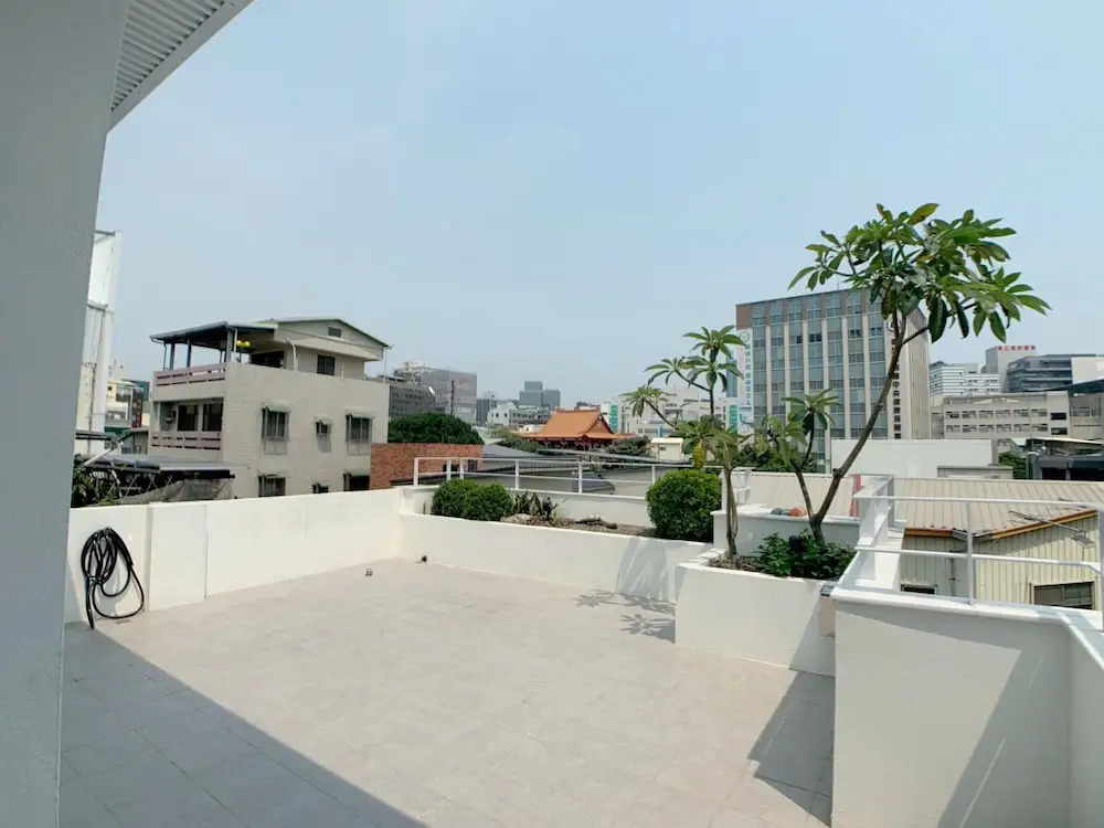 Lea's apartment B