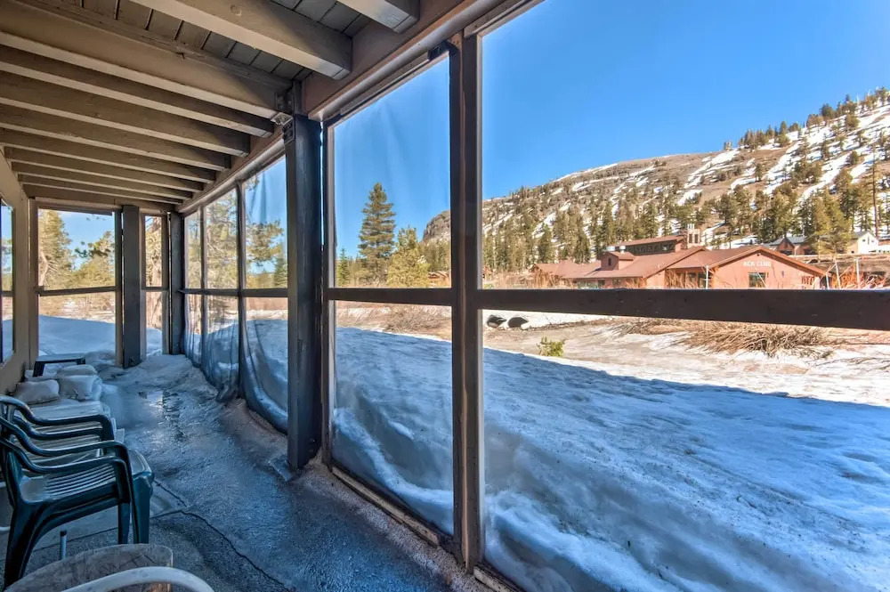 Walk to Ski Lift & Village: Lovely Kirkwood Condo