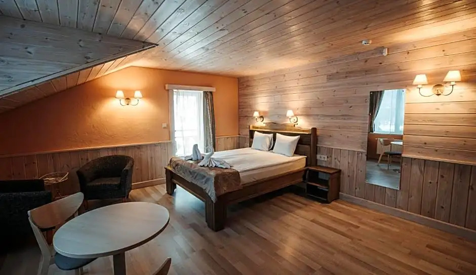 Agate Hotel
