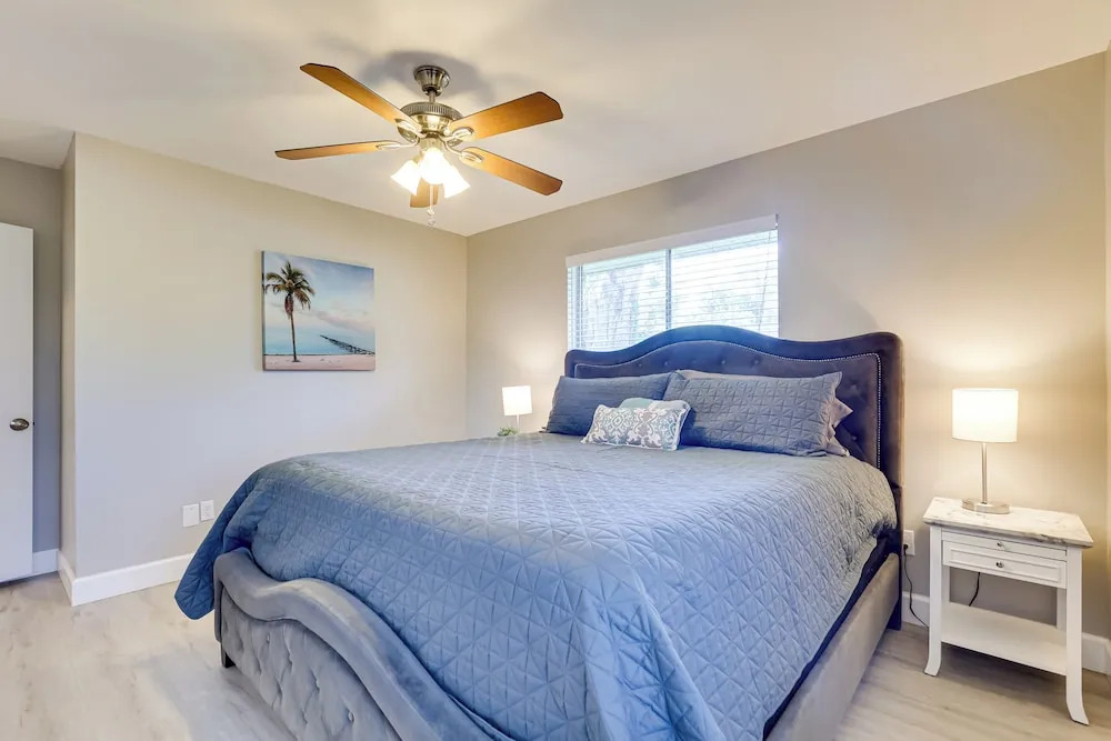 5 Mi to Busch Gardens Tampa Bay: Villa w/ Pool
