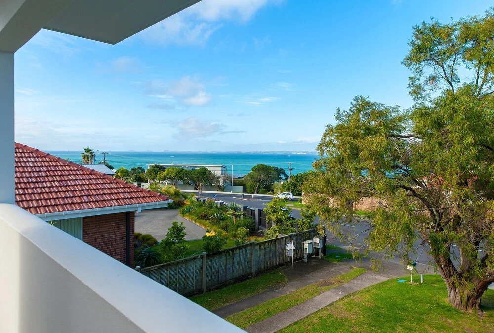 Auckland Campbell’s Bay Seaside Retreat