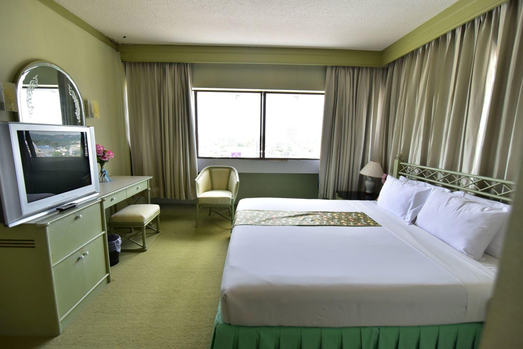 Thumrin Hotel
