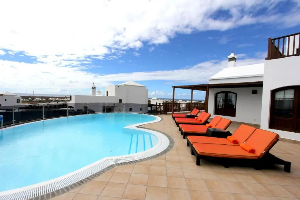 Elegant Villa Oceano Once - Beautiful 5 Bedrooms Private Pool