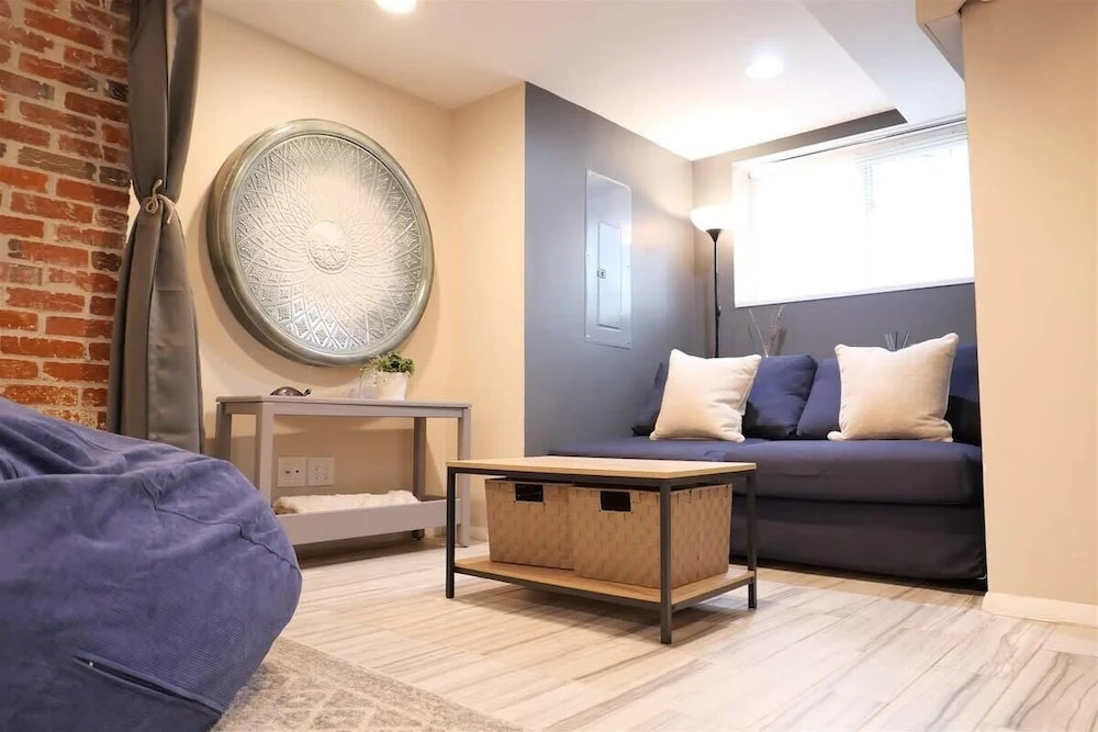Exclusive Apt in Shaw