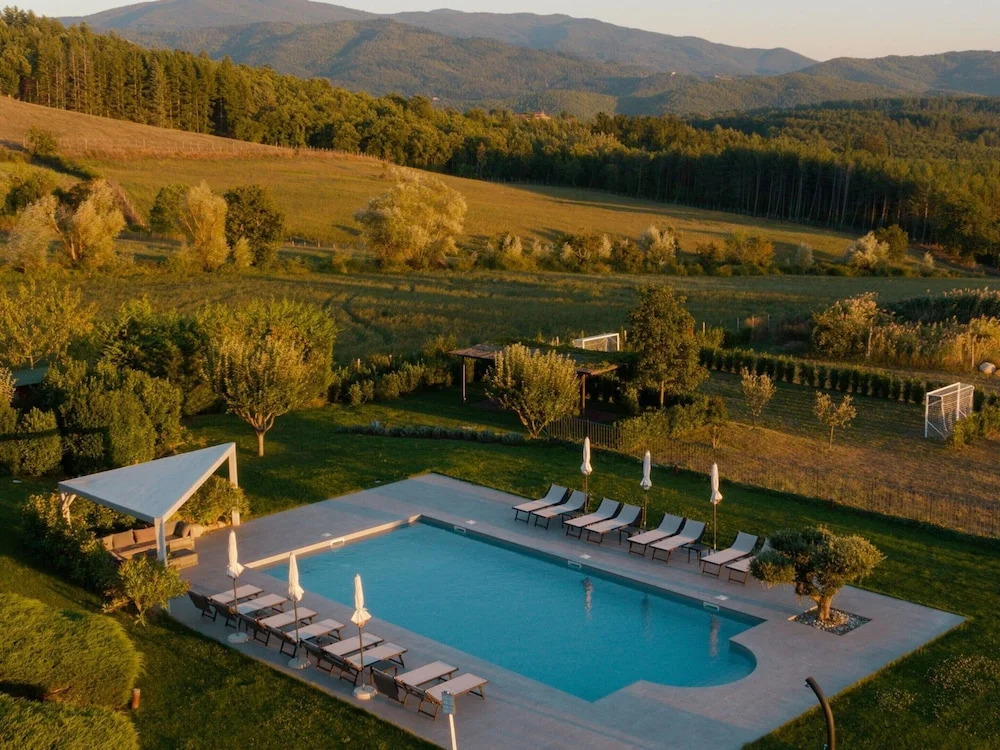 Villa in Tuscany With Pool & Panoramic Views