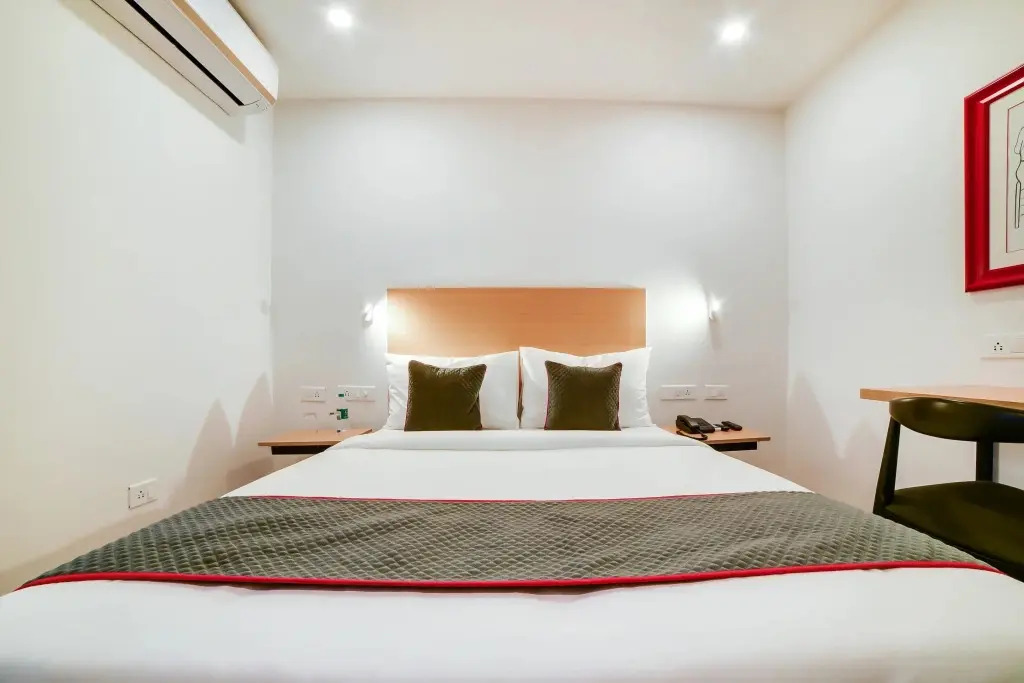 OYO Townhouse Boutique Design 363 Sarjapur Near 7D Voyage
