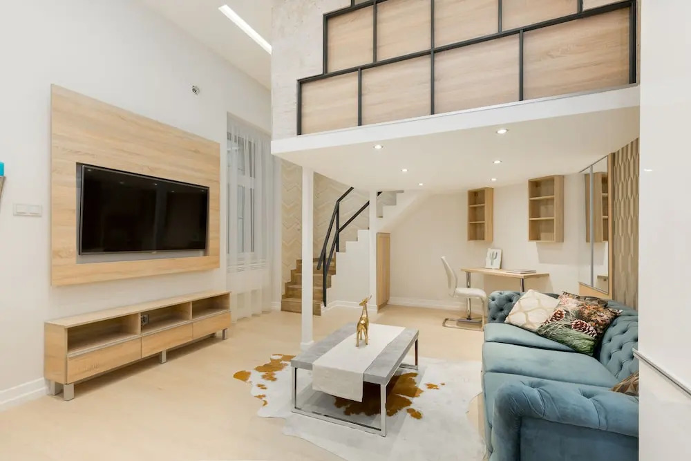 Squares and Dots Apartment