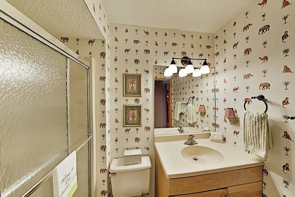 706younm 4 Bedroom Home