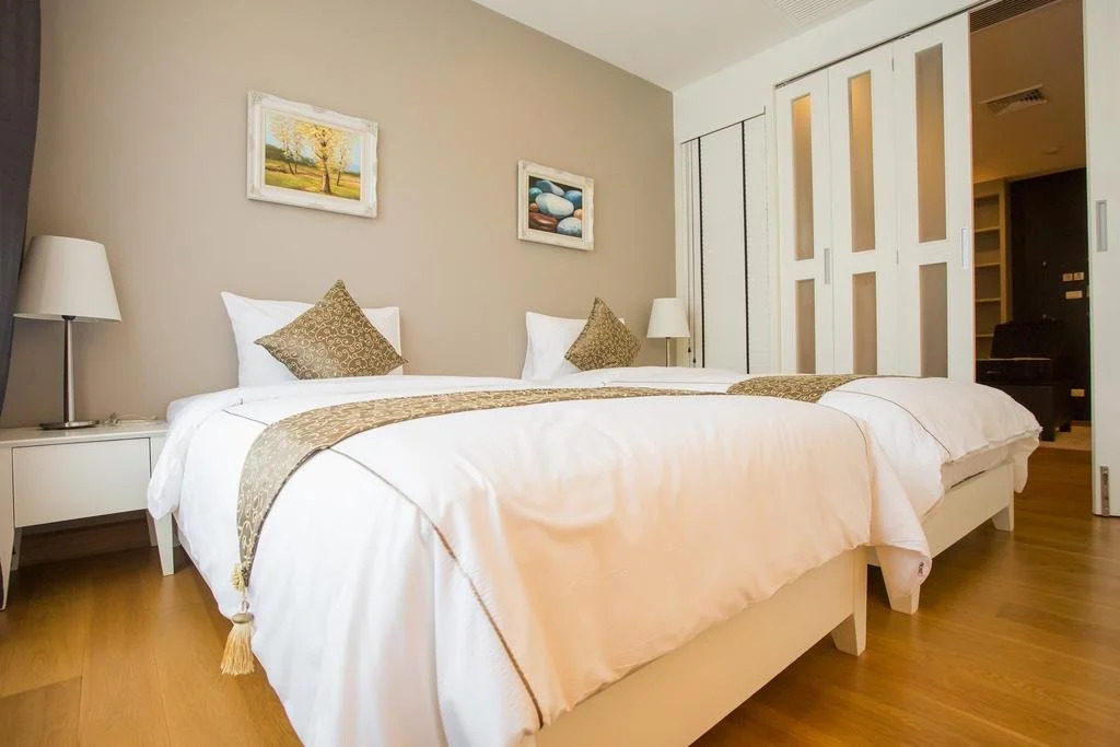 Alisha Court Hotel & Residence