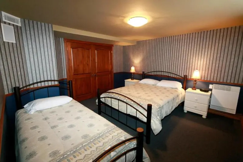 Chalet 30 Chemin des Skieurs by Chalets Alpins