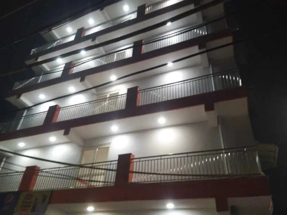 Hotel Urban Abode