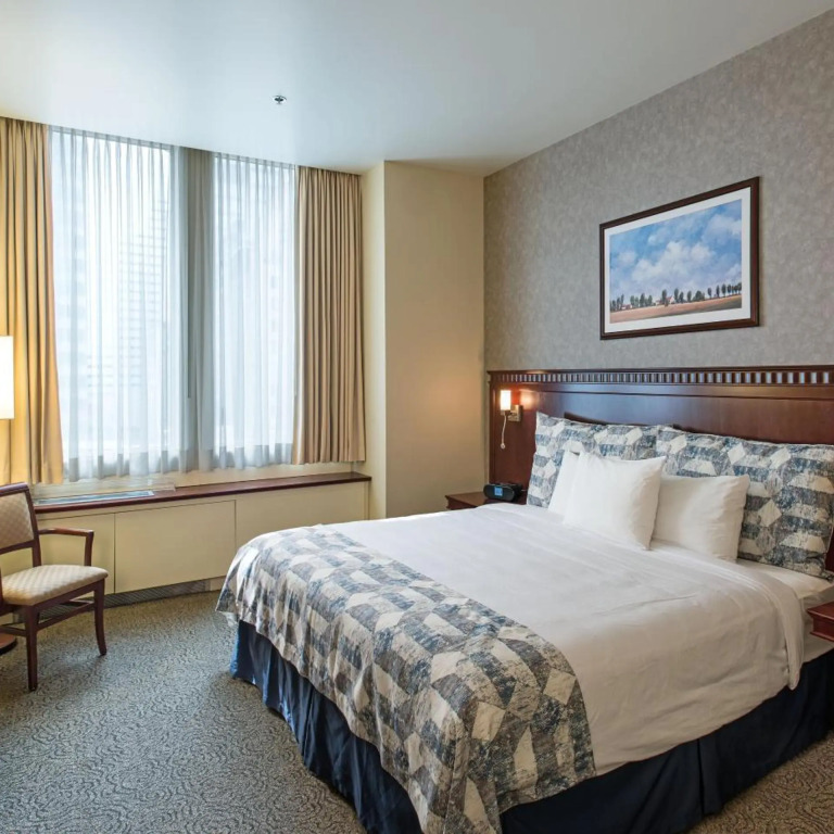 Le Square Phillips Hôtel & Suites