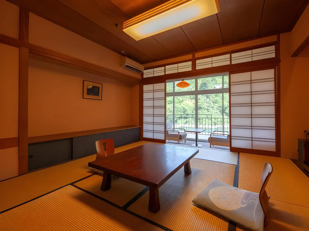 Shirasagiyu Tawaraya