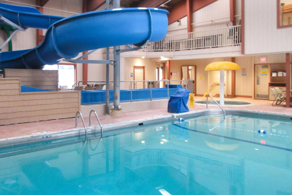 Quality Inn & Suites Detroit Lakes