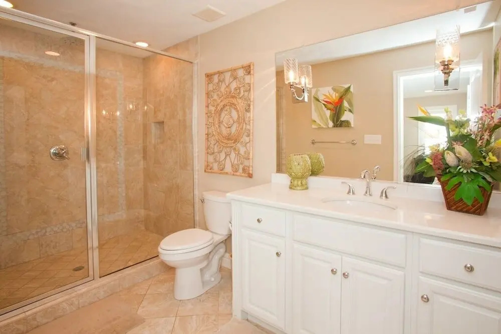 Royal Shell (formerly Lynnhaven Resort) - 10 Br Home