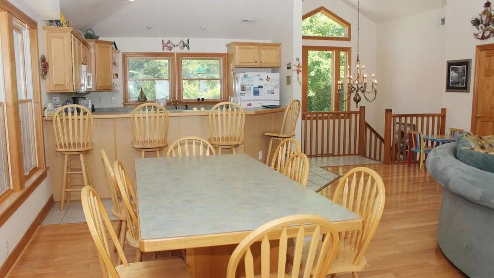 Bay Spray - 6 Br Home