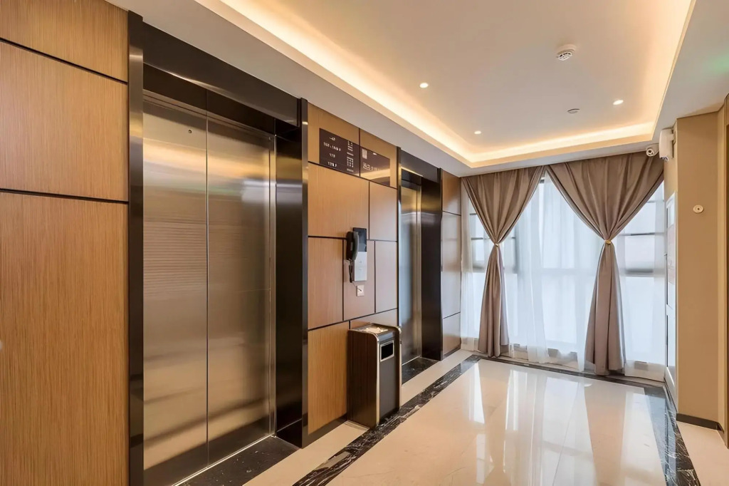 Home Inn Plus Guiyang High-speed Railway North Station Guanshanhu