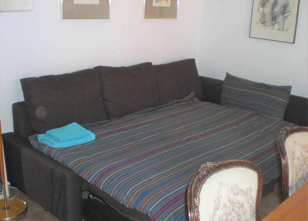 Beautiful And Cozy Remise for Up To 6 Guests