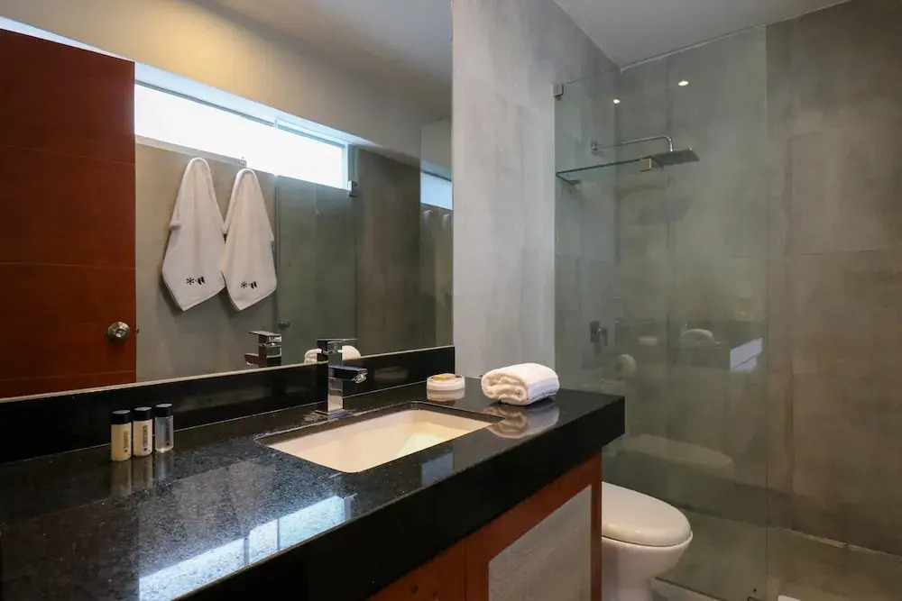 w Glorious 2BR w Amazing Deco in Barranco
