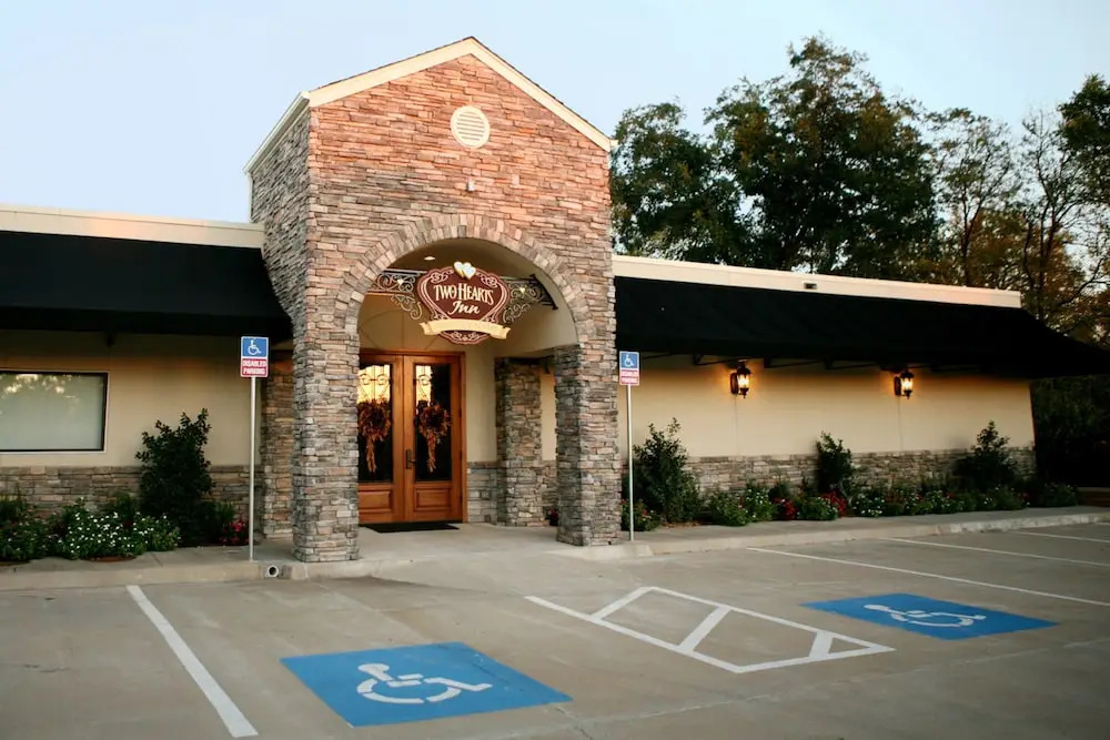 Two Hearts Inn