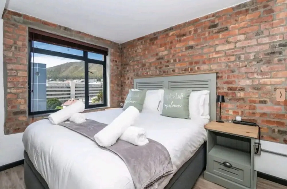 2 Bed Loft Sea Point Views