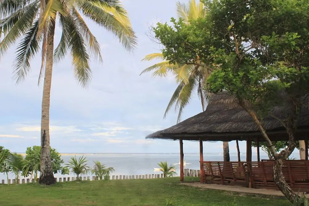 YAMA APARTMENTS - Private Beachfront