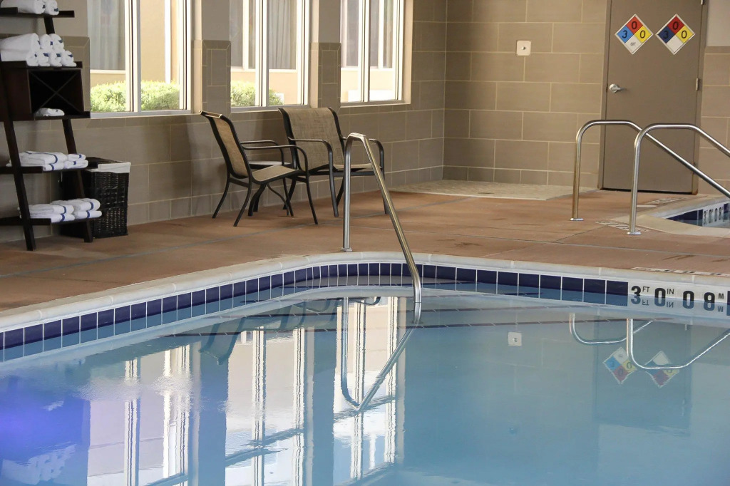 Holiday Inn Express & Suites Colorado Springs-Airport by IHG