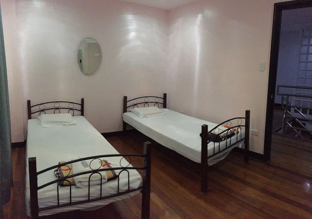 In & Out Guest House
