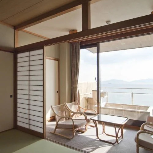Hotel Tokaien