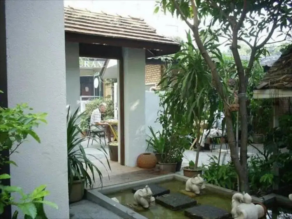 Chiang Mai Thai House,Thapae