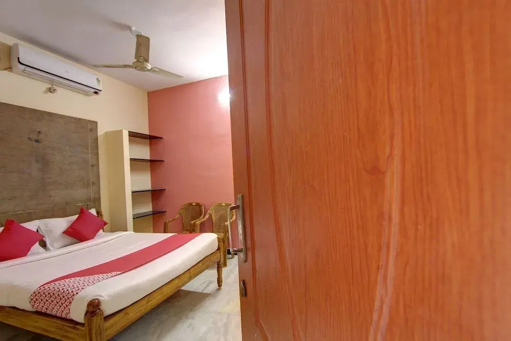 Rt Residency by OYO Rooms