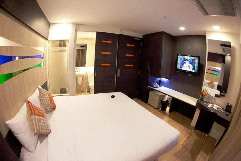 Seasons Boutique Hotel