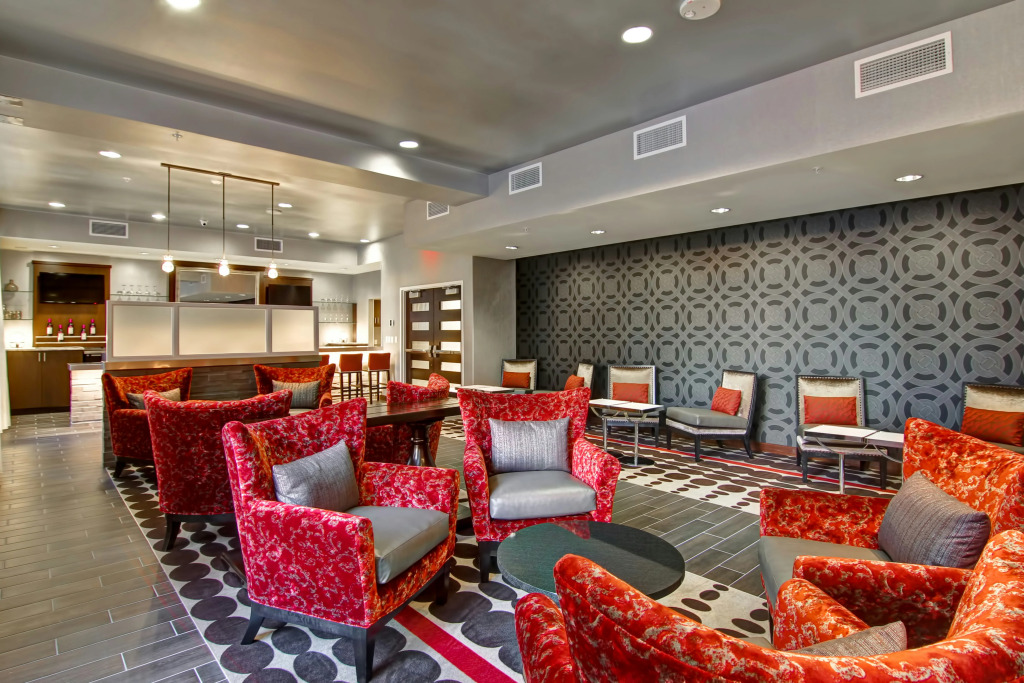 Hampton Inn and Suites Cincinnati - Downtown