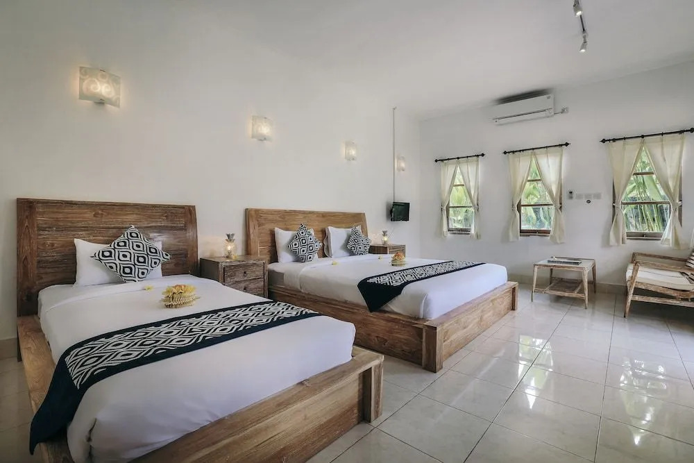 Ubud Glassy Villa by Pramana Villas