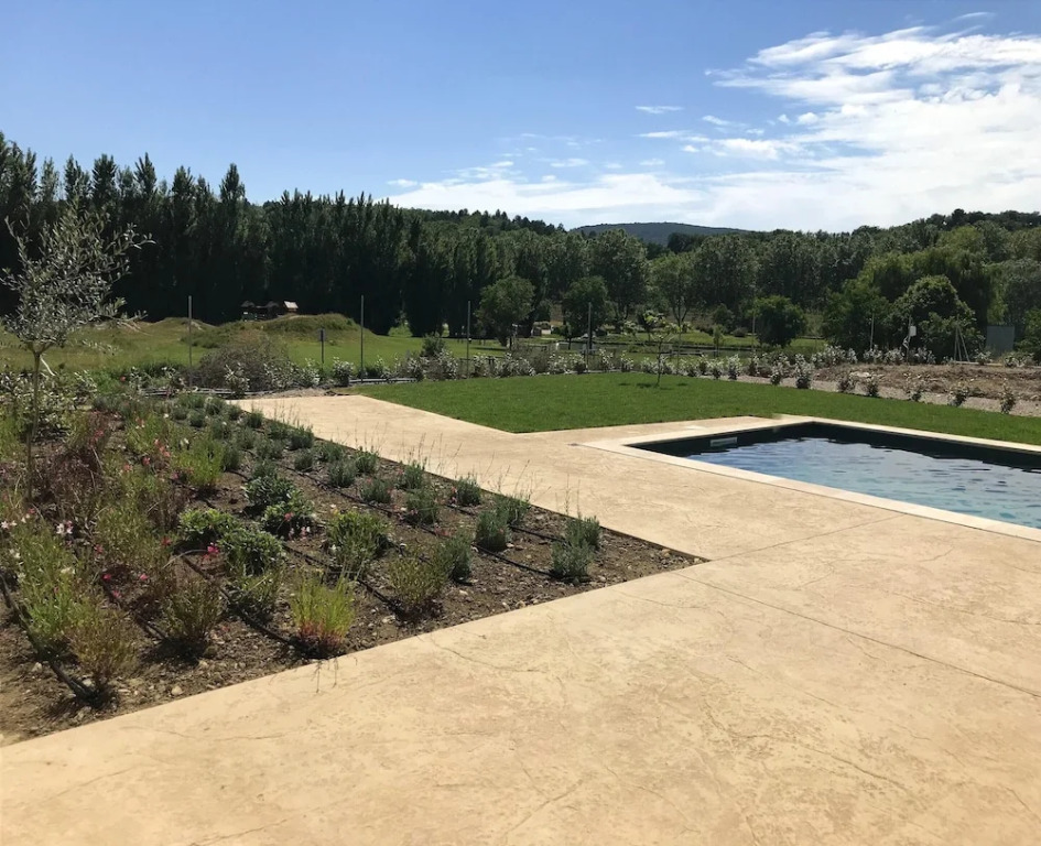 Villa with 4 Bedrooms in Malaucène, with Private Pool, Enclosed Garden And Wifi