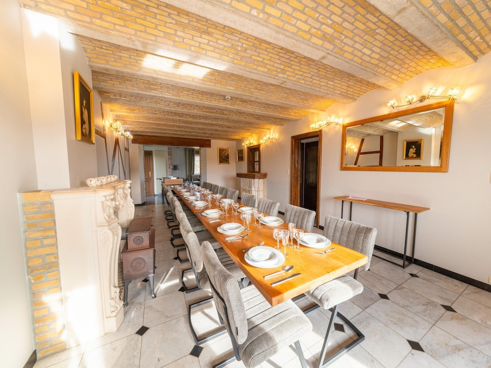 Villa Les Charmes Premium villa for 20 guests