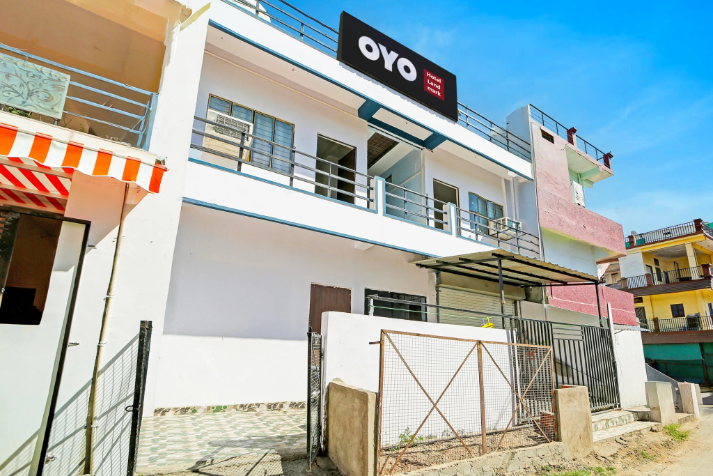 Hotel O AJ Guest House