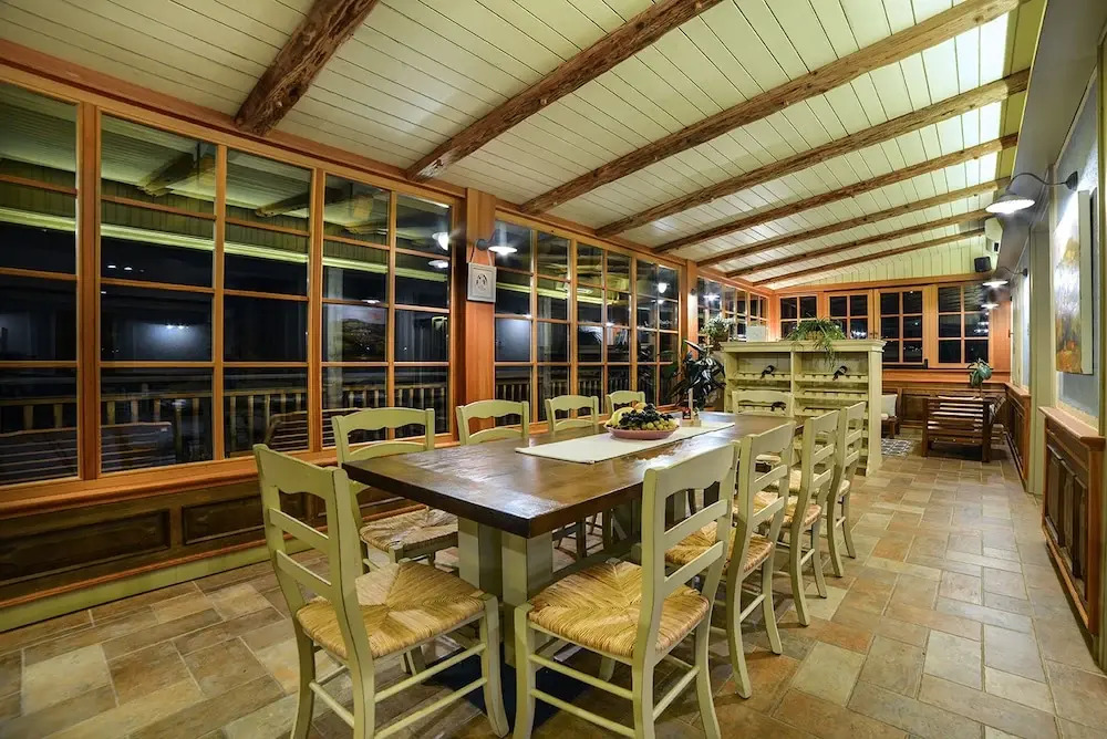 Villa Les with Hot tub & Sauna