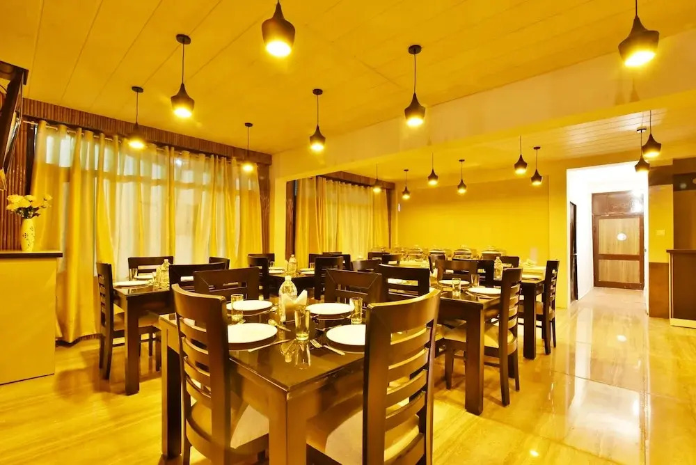 Kapoor Resort