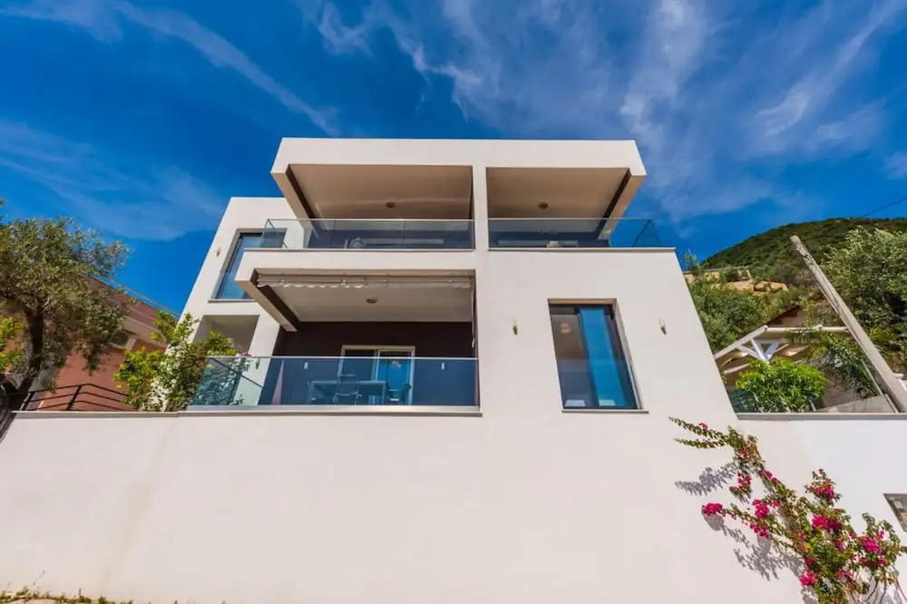 Exclusive Seafront Apartments Apartment 1
